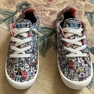 Bobs from Skechers, Beach Bingo tennis shoe, womens size 8, GUC!